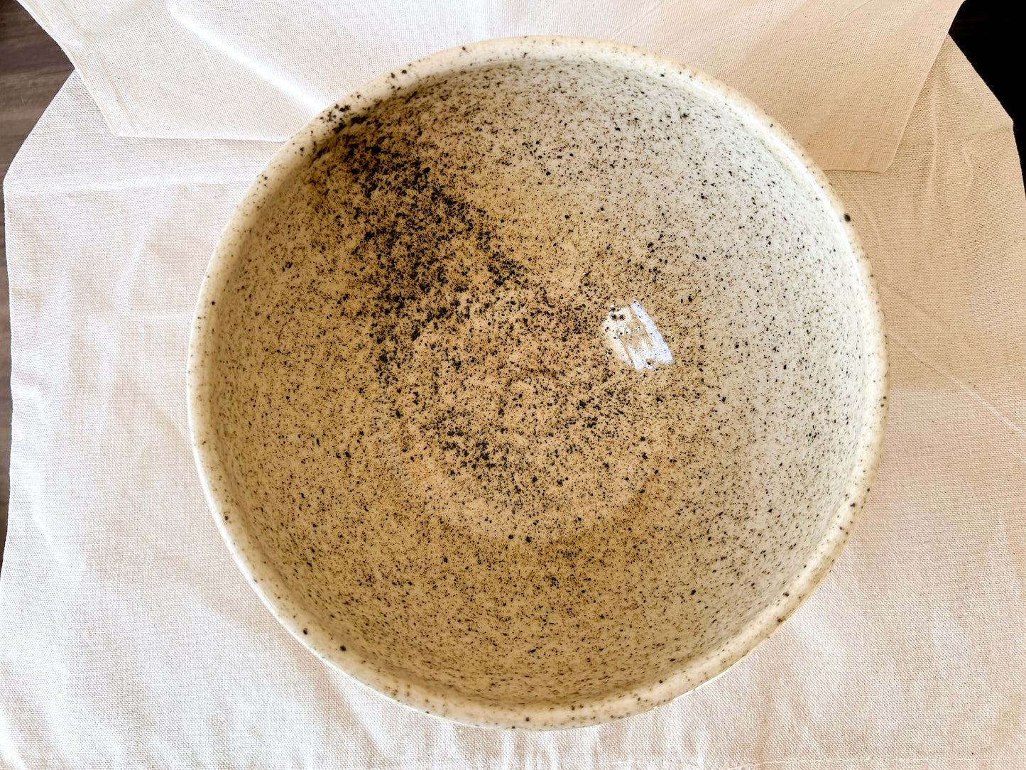 Speckled White Shiny Serving Bowl
