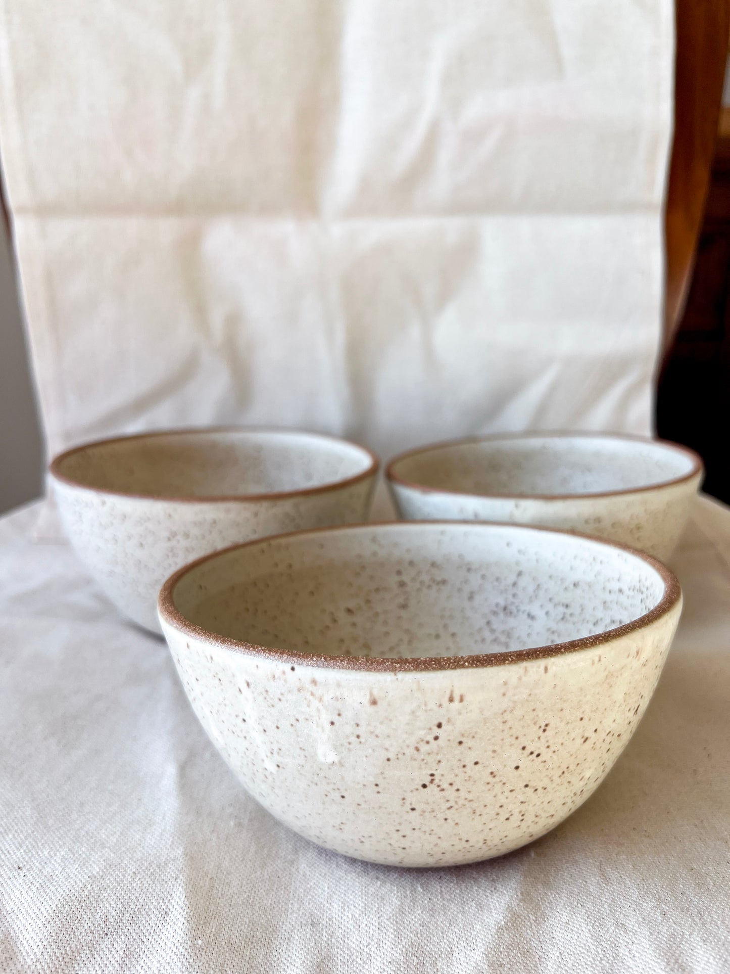 Speckled White Matte Bowls