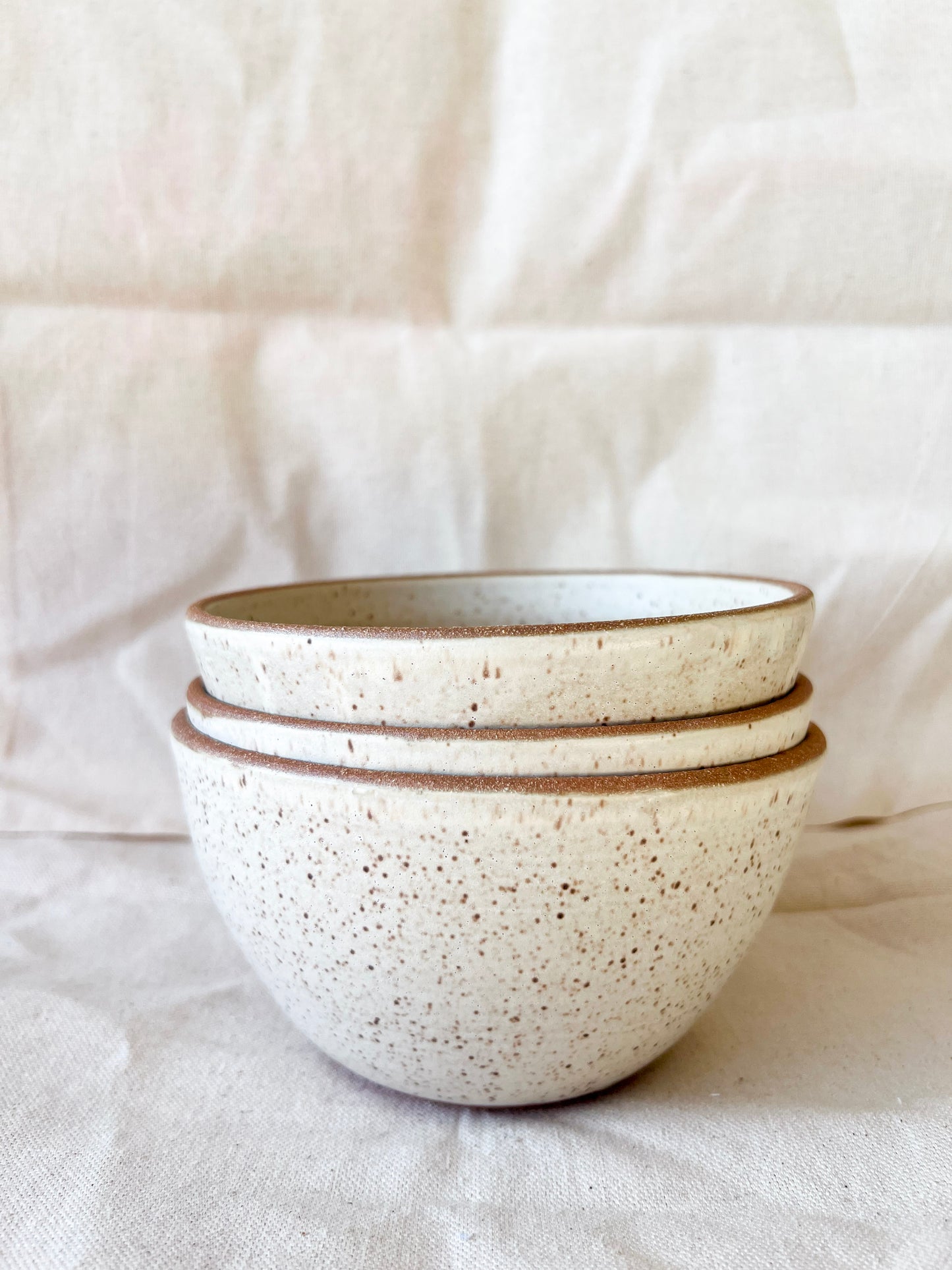 Speckled White Matte Bowls
