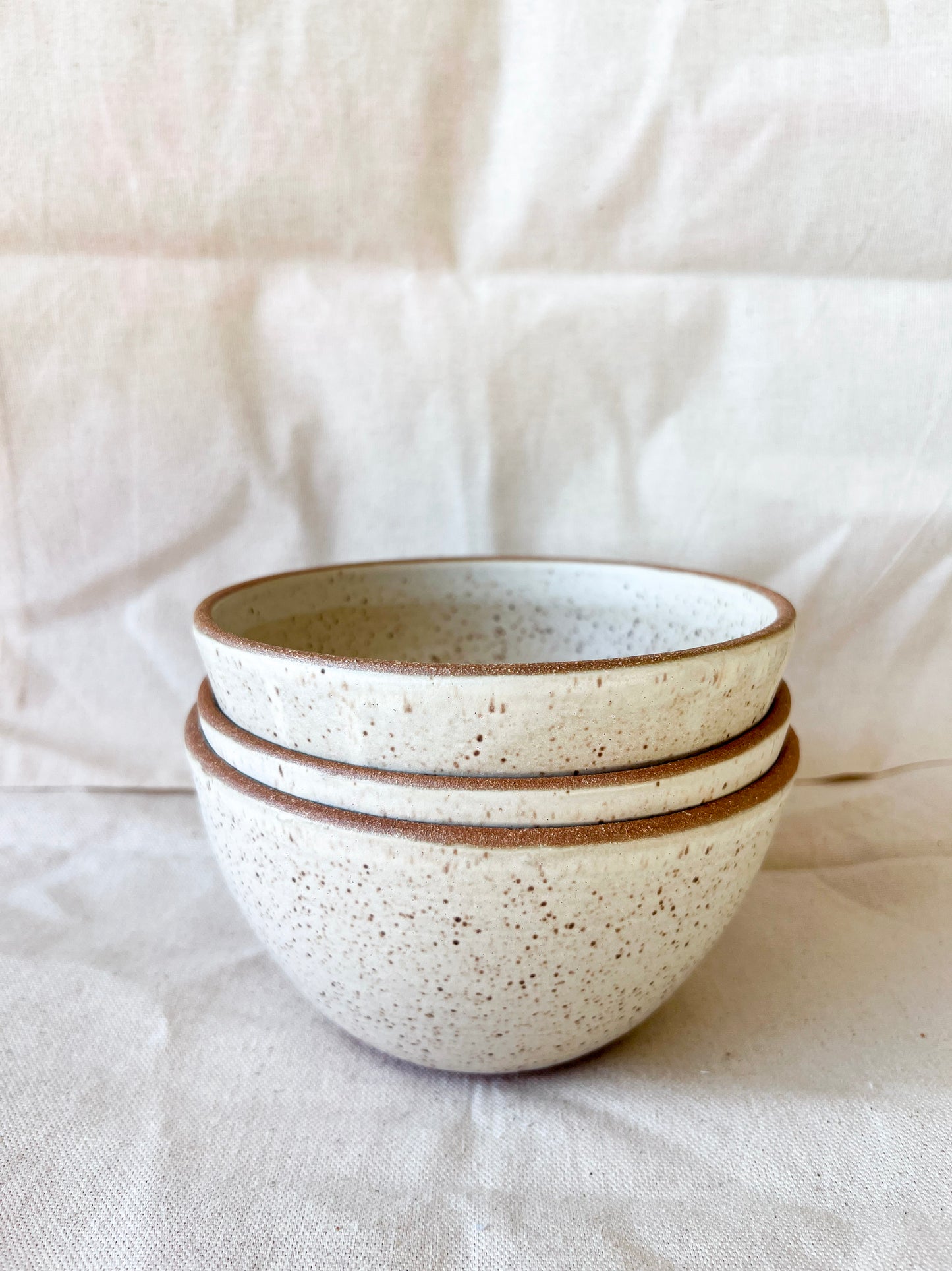 Speckled White Matte Bowls