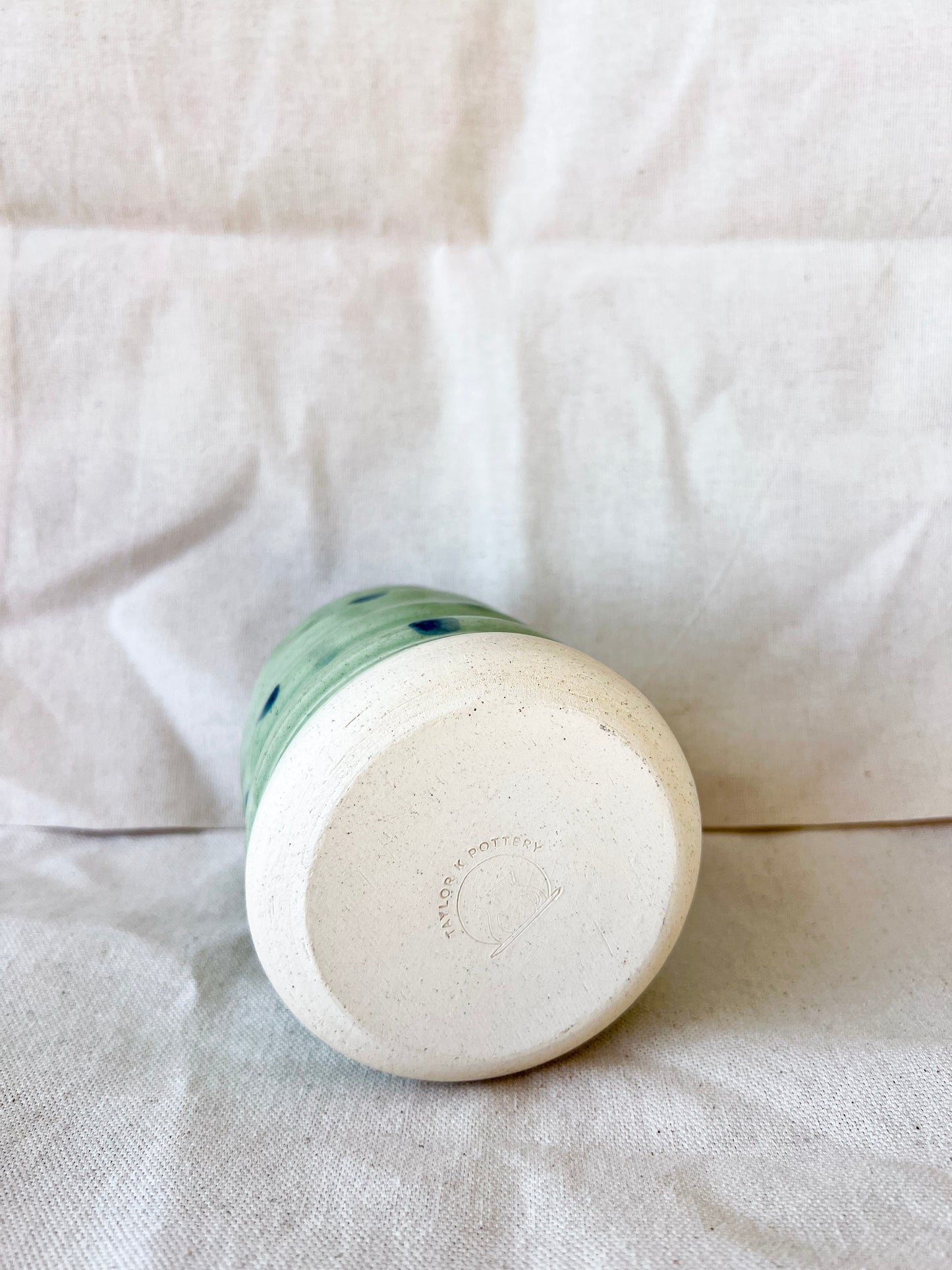 Jade with Dots Wavy Cup
