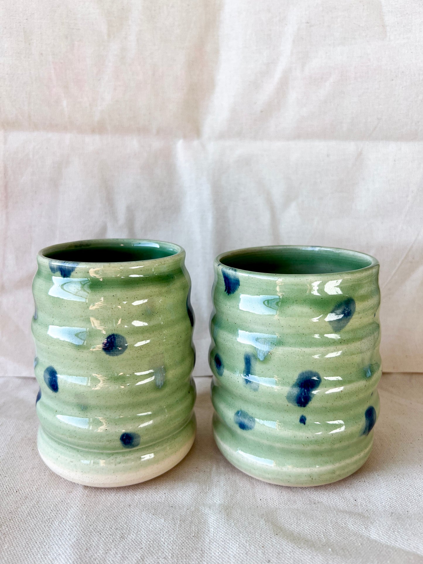 Jade with Dots Wavy Cup