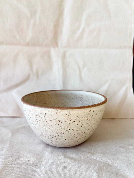 Speckled White Matte Bowls