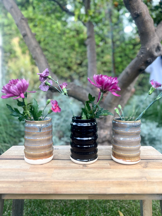 Black Wavy Vase