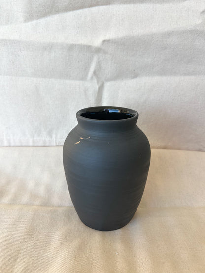 Obsidian Vase Small