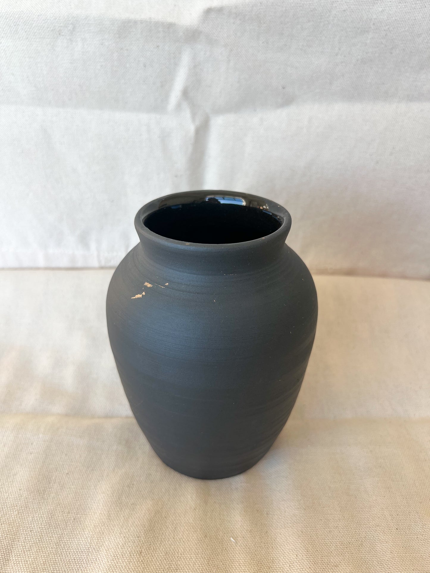 Obsidian Vase Small