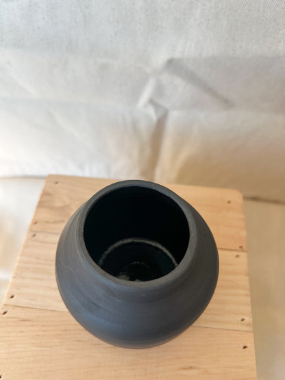 Obsidian Vase Mini #2
