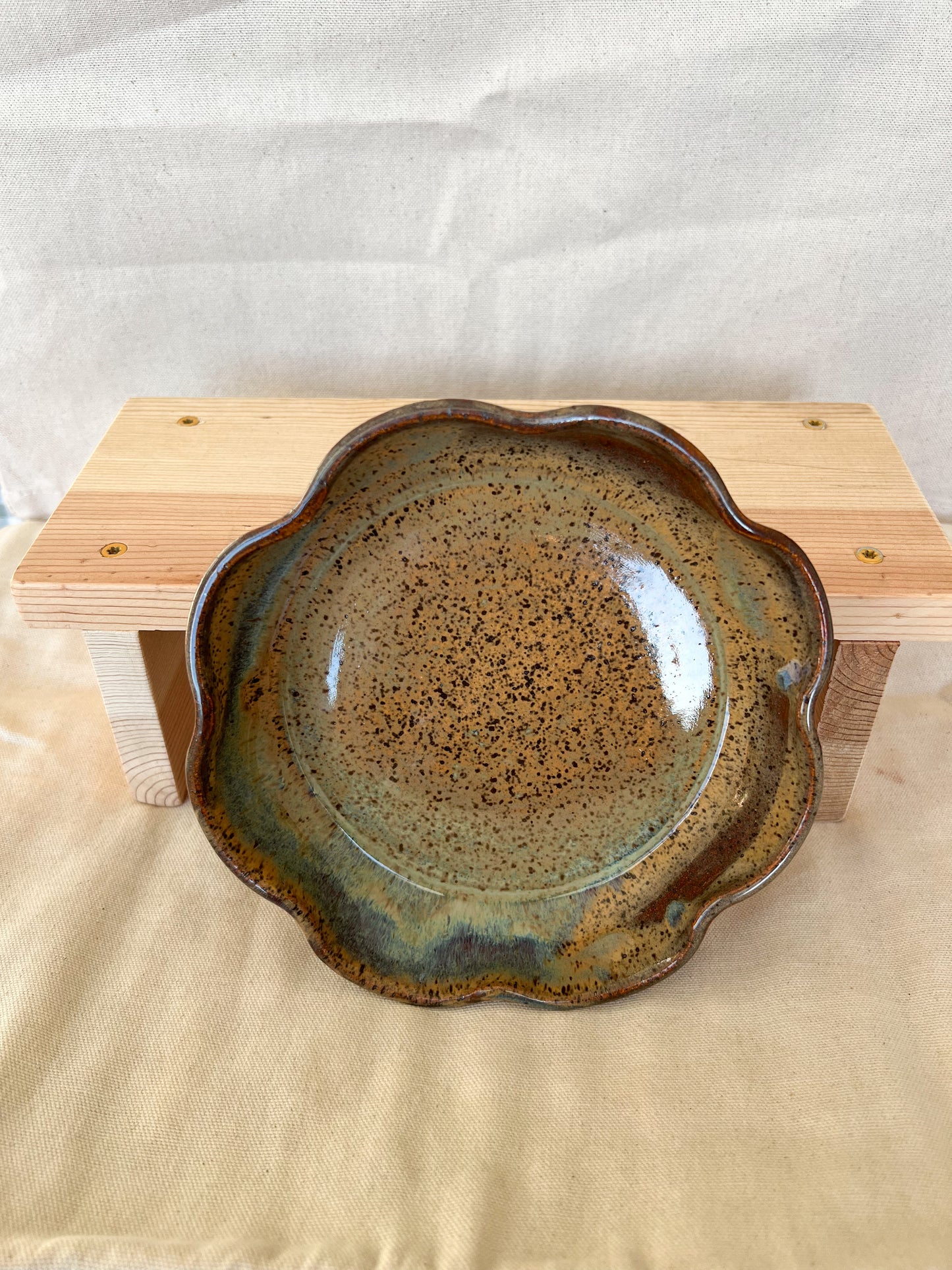 Sandy Beach Wavy Plate